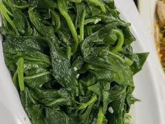 -小海豚•老字号海鲜餐厅(天涯店)