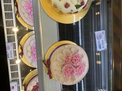 -花花卷卷·鲜食蛋糕(静安久光百货店)