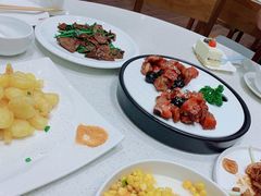 -闫府私房菜(经四路万达店)