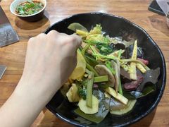 -万记麻辣烫国展总店