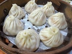 -莱莱小笼·乔艾