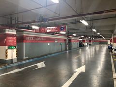 -日月光中心-停车场