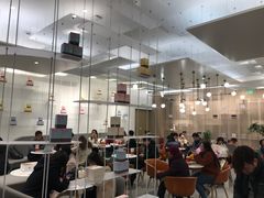 大堂-奈雪的茶(市百一店)