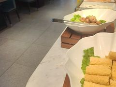 -金滏山·烤肉海鲜火锅自助(襄阳万达店)