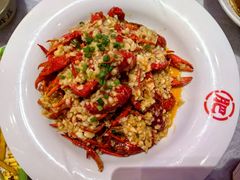 -肥肥虾庄·金牌油焖大虾(首义路店)