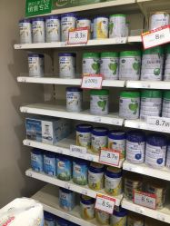 -乐友孕婴童(王府井购物中心店)