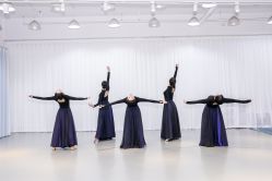 -深舞形体民族舞蹈工作室