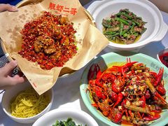 -靓虾二哥长沙地标小龙虾(五一广场店)