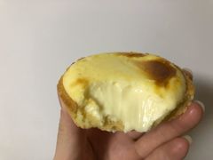 流心芝士蛋挞-鲍师傅糕点(青年汇店)