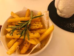 -伊斯坦布尔土耳其清真咖啡餐厅