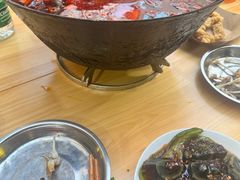 -鸿顺老铁锅美蛙鱼府(解放碑店)