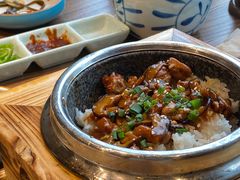 照烧鸡腿饭-明洞阿姨·韩式酱蟹烤肉·创意料理(三元桥店)