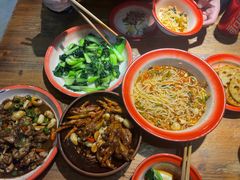 -老三样·美食研究中心(世贸路店)