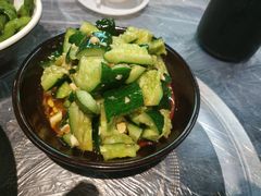 -霄汉牛三鲜湖北砂锅菜(万松园2店)