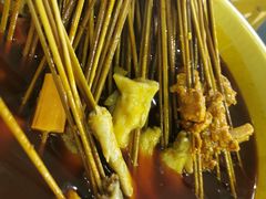 -拈签一笑黄牛肉辣卤串串