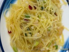 土豆丝爆菊花蛰-威海渔村(静安旗舰店)