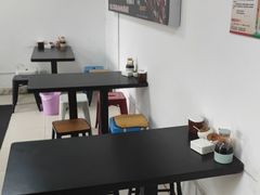 -花溪巷牛肉粉(泉城路店)