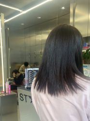-侨治发型