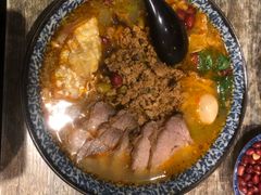 -粉家柳州螺蛳粉(杨宅路店)