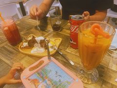 -小时光咖啡馆(北锣鼓巷店)