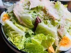 烟熏鸡肉凯撒色拉-MARU玛露音乐餐厅(前滩世贸店)