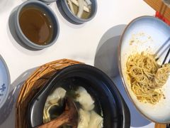 -馋三尺蟹粉小笼(人民广场店)