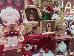 -泡泡玛特POPMART (北京超极合生汇店)