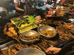 -六合夜市