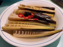 -鱼窝棚柴火铁锅炖(富山屯店)