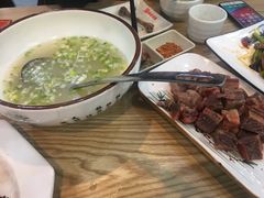 -乔家小院•本地小海鲜•非遗驴肉(万年泉路店)