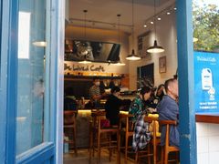 -Be Lived Cafe比例咖啡(摩天轮店)