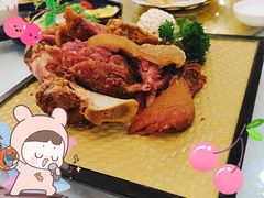 脆皮咸蹄-新名仕新白玉兰餐厅