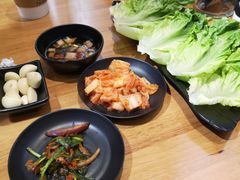 -肉甲韩国木炭烤肉(新壹街1店)