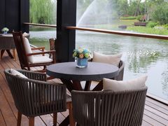 露天位-窗外西餐厅(普罗理想国店)