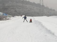 -玉龙滑雪场