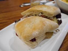 猪排三明治-Geneva日内瓦餐厅(西郊宝成花苑店)