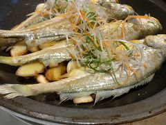 -海鸿荟·沿江菜(中山北路店)
