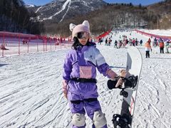 -亚布力新体委滑雪场