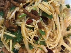 -老关东铁锅炖(上游街店)