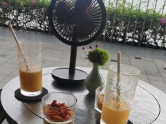 -日落吧·海景咖啡厅·餐酒吧·鸡尾酒·下午茶·乐队表演·浪漫夕阳·三亚文华东方酒店