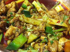 -巴四老城区炭火蛙锅(张江店)