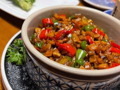 传统黑三剁配薄饼-雀舞云南菜(天津天河城购物中心店)