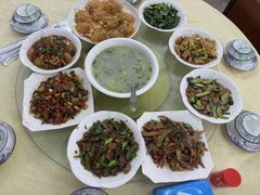 -湘里湘亲饭店(闸坡店)