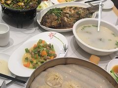 -梅利汴京烤鸭•开封豫菜地标店(晋安路店)