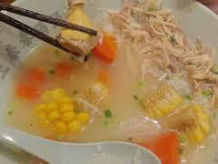 -王春春鸡汤饭(重庆巴南万达店)