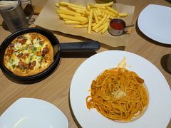 -必胜客(华地店)