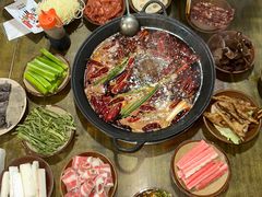 -黄潇洒老火锅(九眼桥宏济巷店)