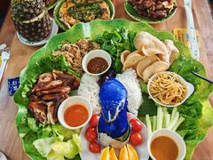 -沐毫傣泐云南菜孔雀宴•手抓饭傣味烧烤(曼听公园店)
