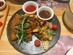 澳洲饲谷80天上脑牛排-麦甜创意轻食餐厅(西康路店)