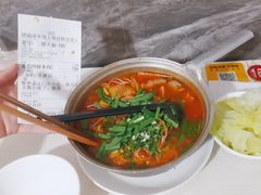 -铁锅哥米线
